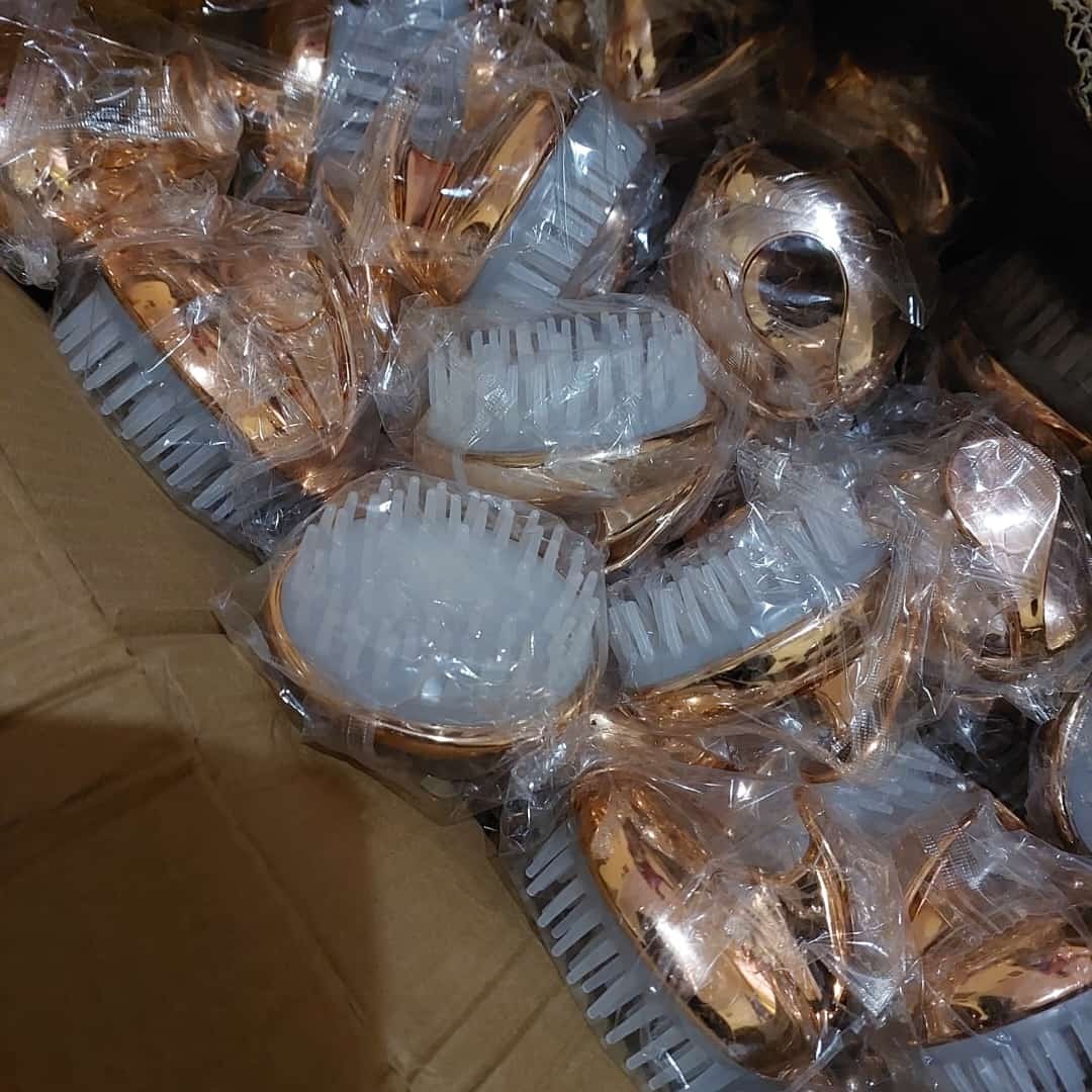 chamomile-26-1-1.jpg Scalp massager - Image 1